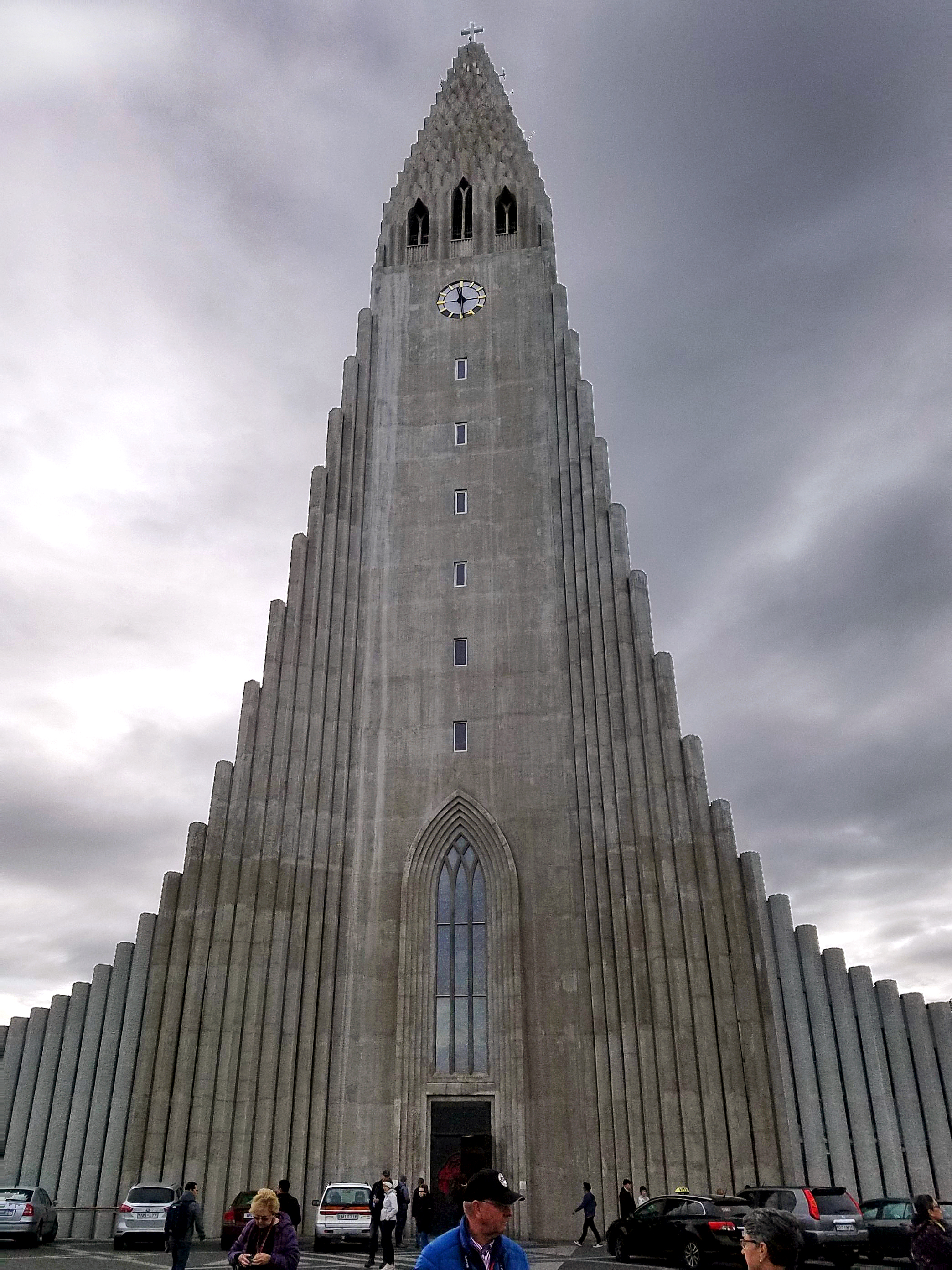 Hallsgrimskirkja is a Lutheran church in Reykjavik that was built between 1945 and 1986.  Its spire of 74.5 m makes it is one of the tallest buildings in Iceland. 