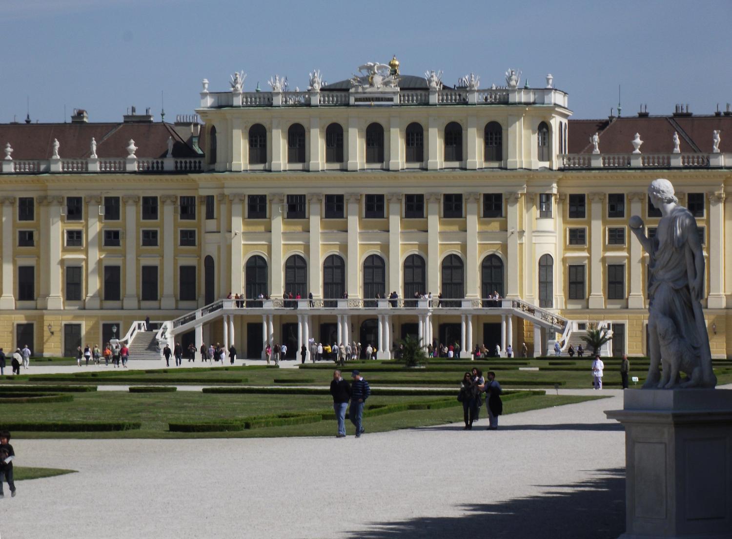 The rear facade of Schloss Shoenbrunn (Shoenbrunn Palace) in Vienna.  