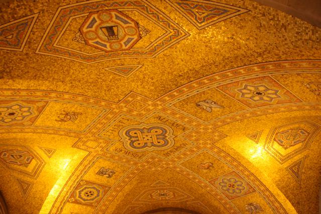 The mosaic ceiling in the rotunda of the Royal Ontario Museum in Toronto. The inscription in the middle of the dome reads: "That all men may know His work." 