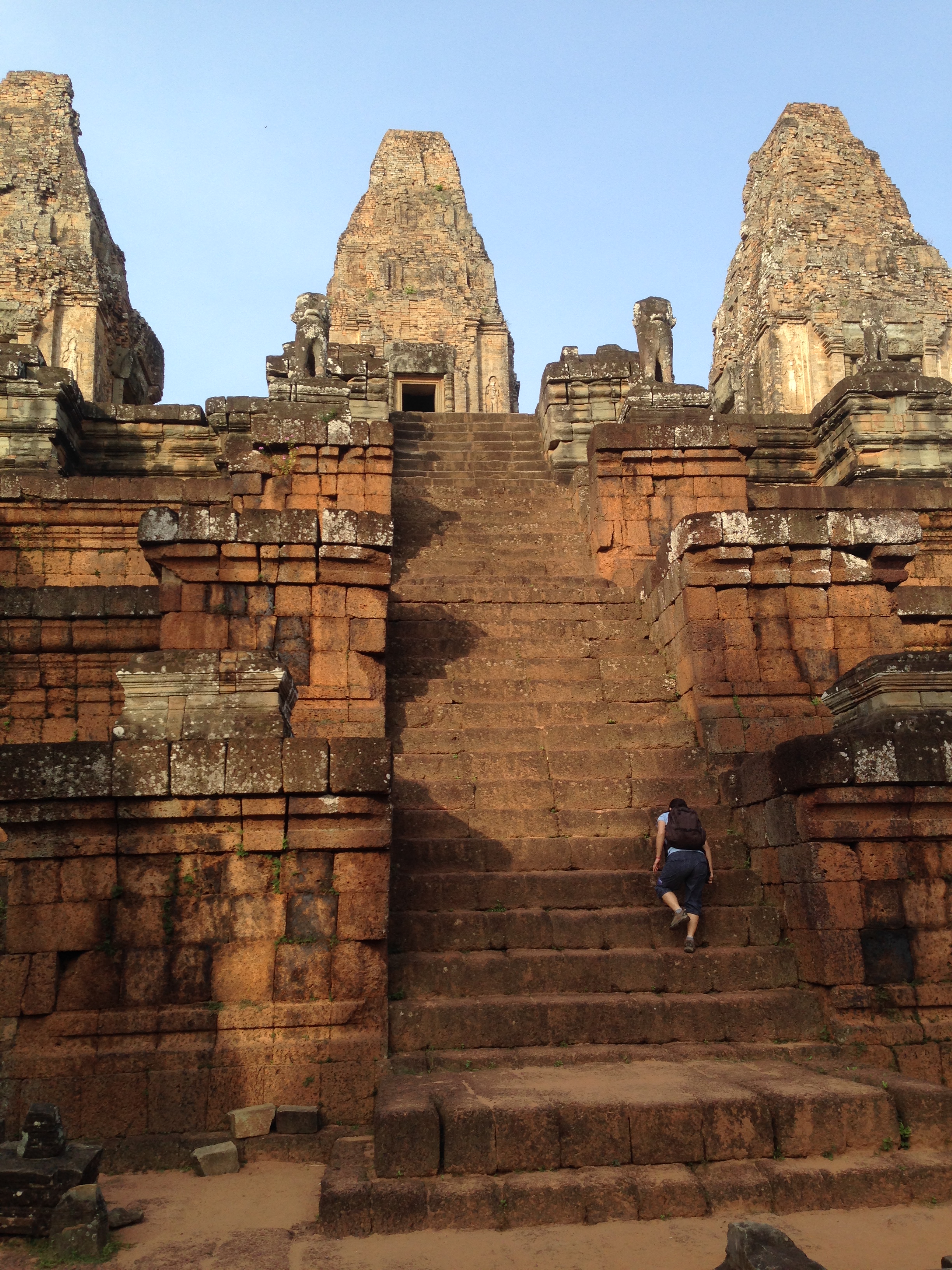 Pre Rup is a Hindu temple at Angkor dedicated to the god Shiva; it was built as the state temple of Khmer King Rajendravarman in the mid 10th century. 