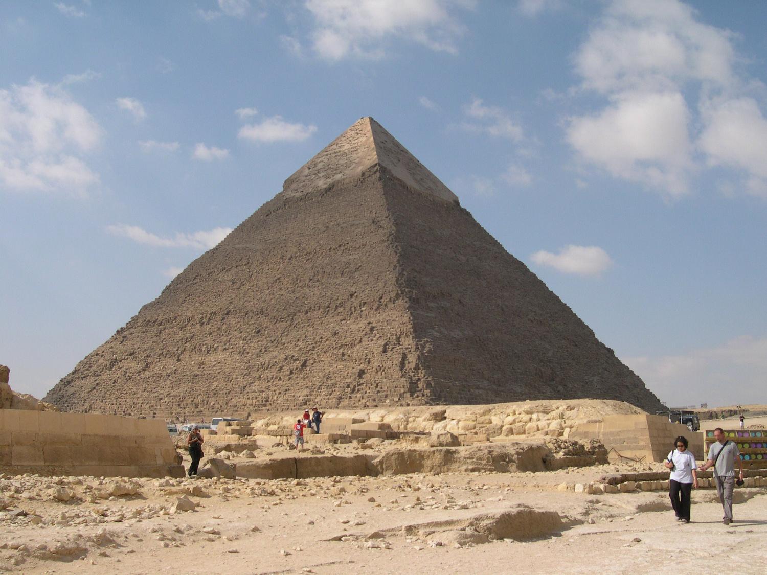 The Pyramid of Khafre is the second largest pyramid of Giza. Smooth casing stones still cover most of the upper portion of the pyramid. 