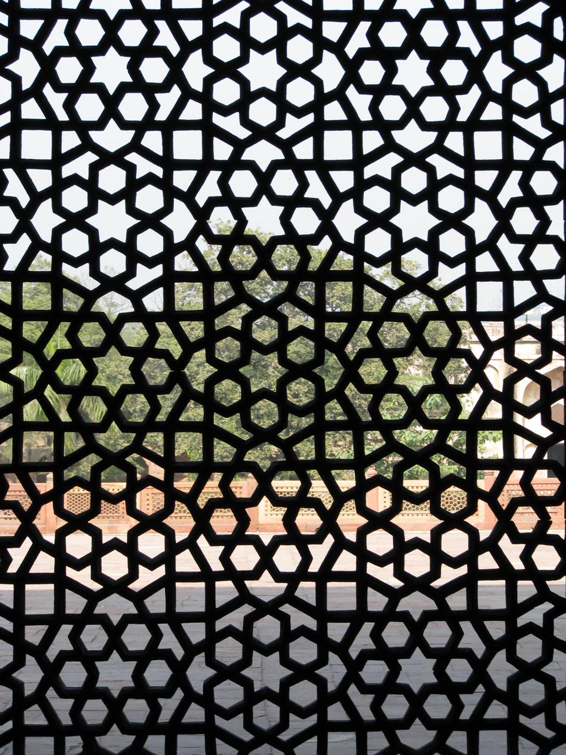Elaborate latticework on the grounds of Humayun's Tomb.