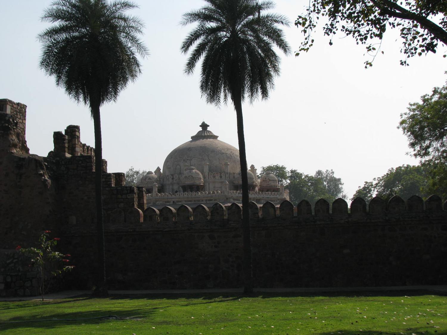  A view of the Humayun Tomb complex in Nizamuddin East, Delhi.