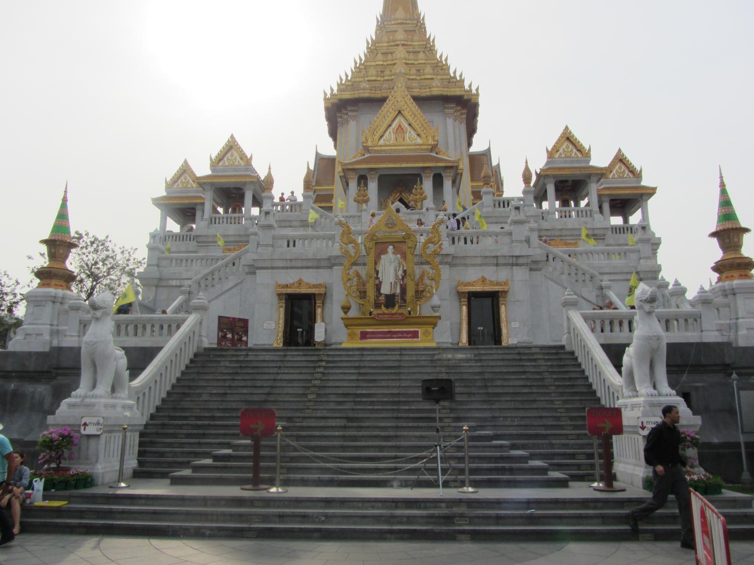The new Traimit Witthayaram Temple (Wat Traimit) in Bangkok built in 2010 to house the Sukhotahai Traimit Golden Buddha. It replaced a temple that had housed the Golden Buddha since 1955.