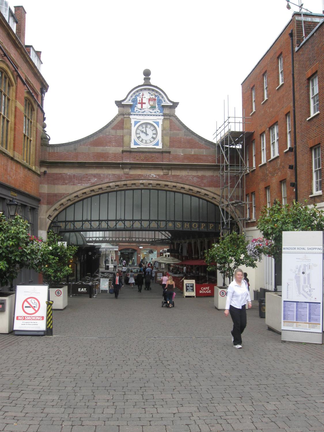 The main entrance to the Windsor &amp; Eton Central Railway Station, opposite Windsor Castle in Berkshire, England. 
