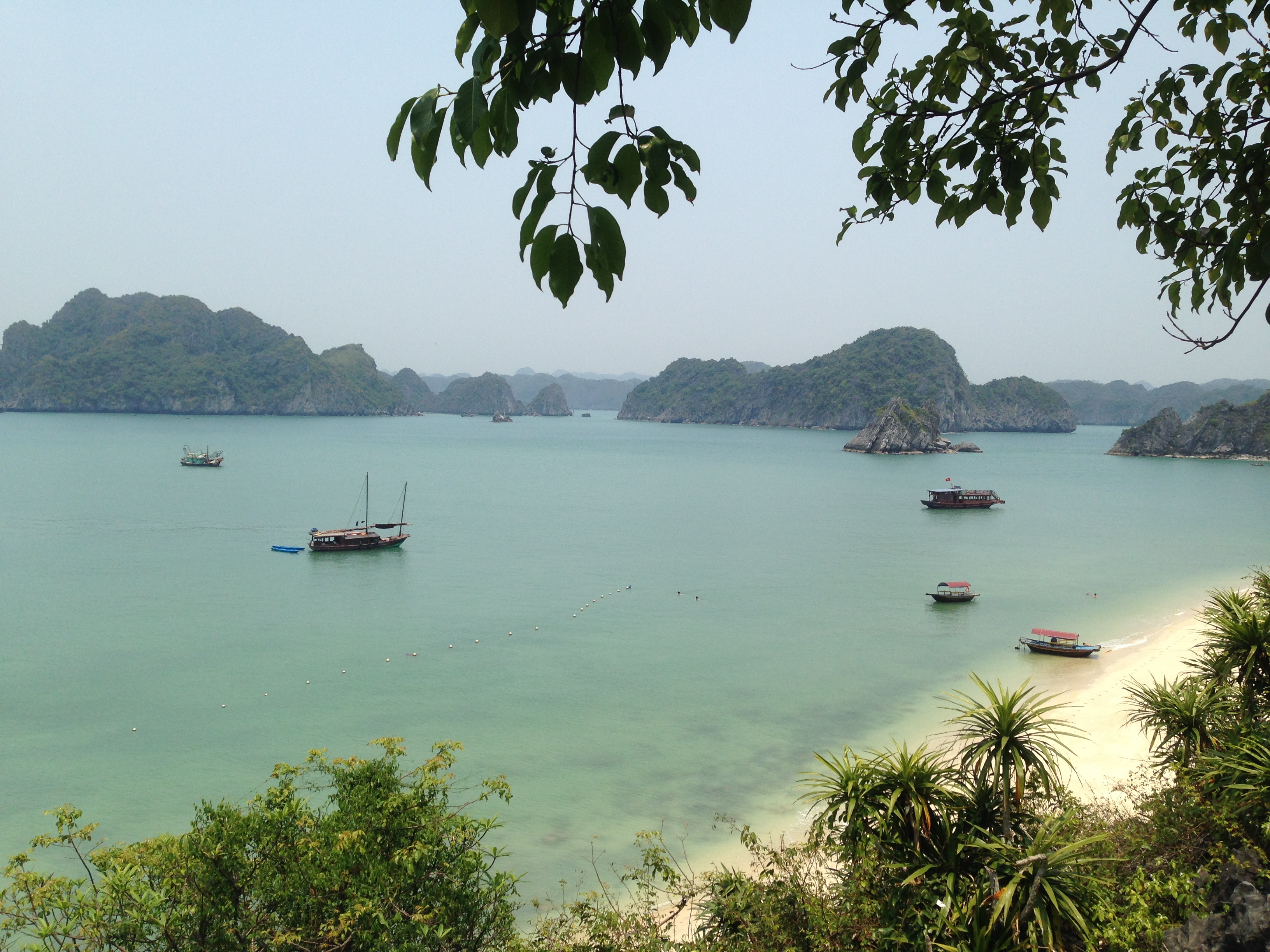 Lying south and east of Cat Ba Island, the roughly 300 karst islands and limestone outcrops of Lan Ha Bay are just as beautiful as those of Halong Bay but feel more untouched. They have the additional attraction of numerous white-sand beaches. 